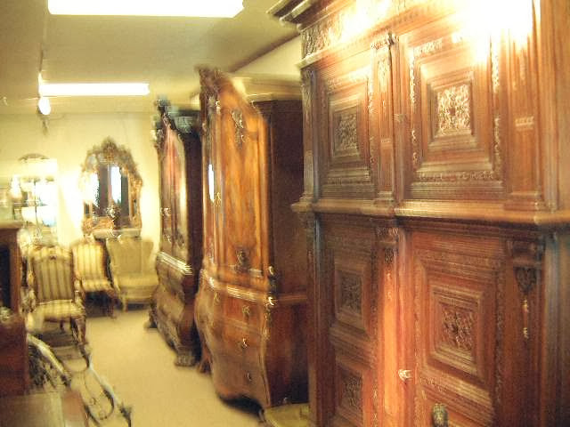 Furniture the warehouse