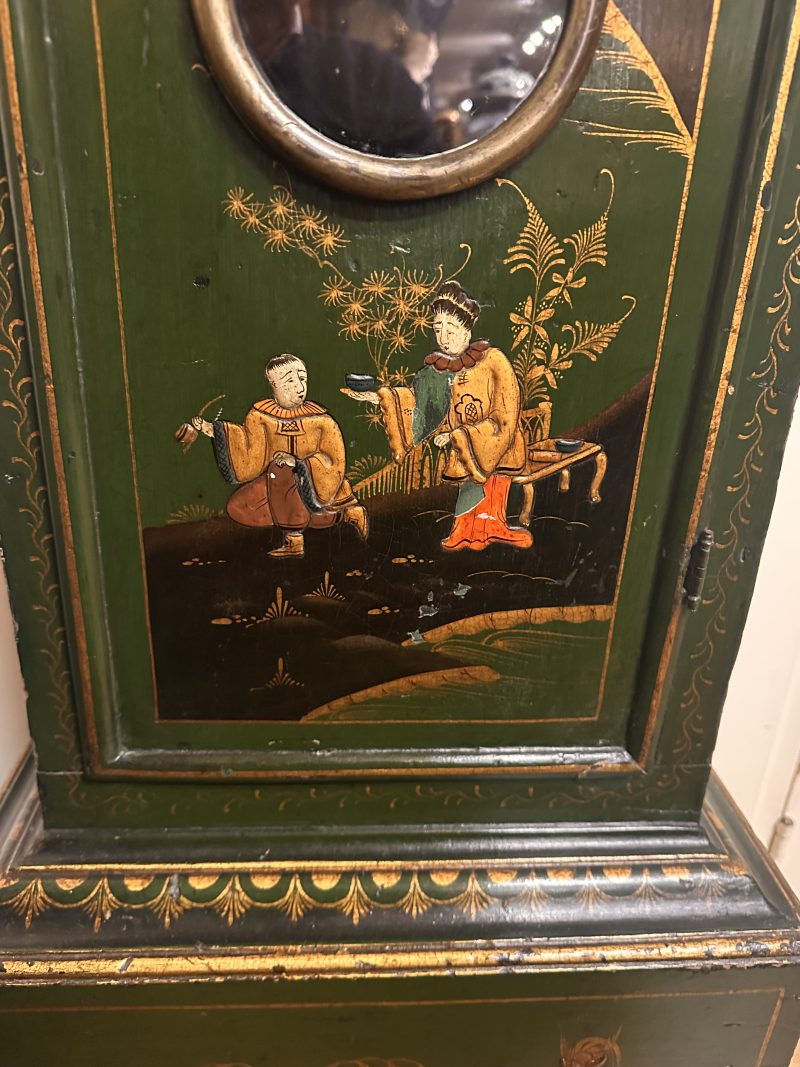 A George II green and gilt japanned longcase clock John Ewer London, circa 1715 - detail 8