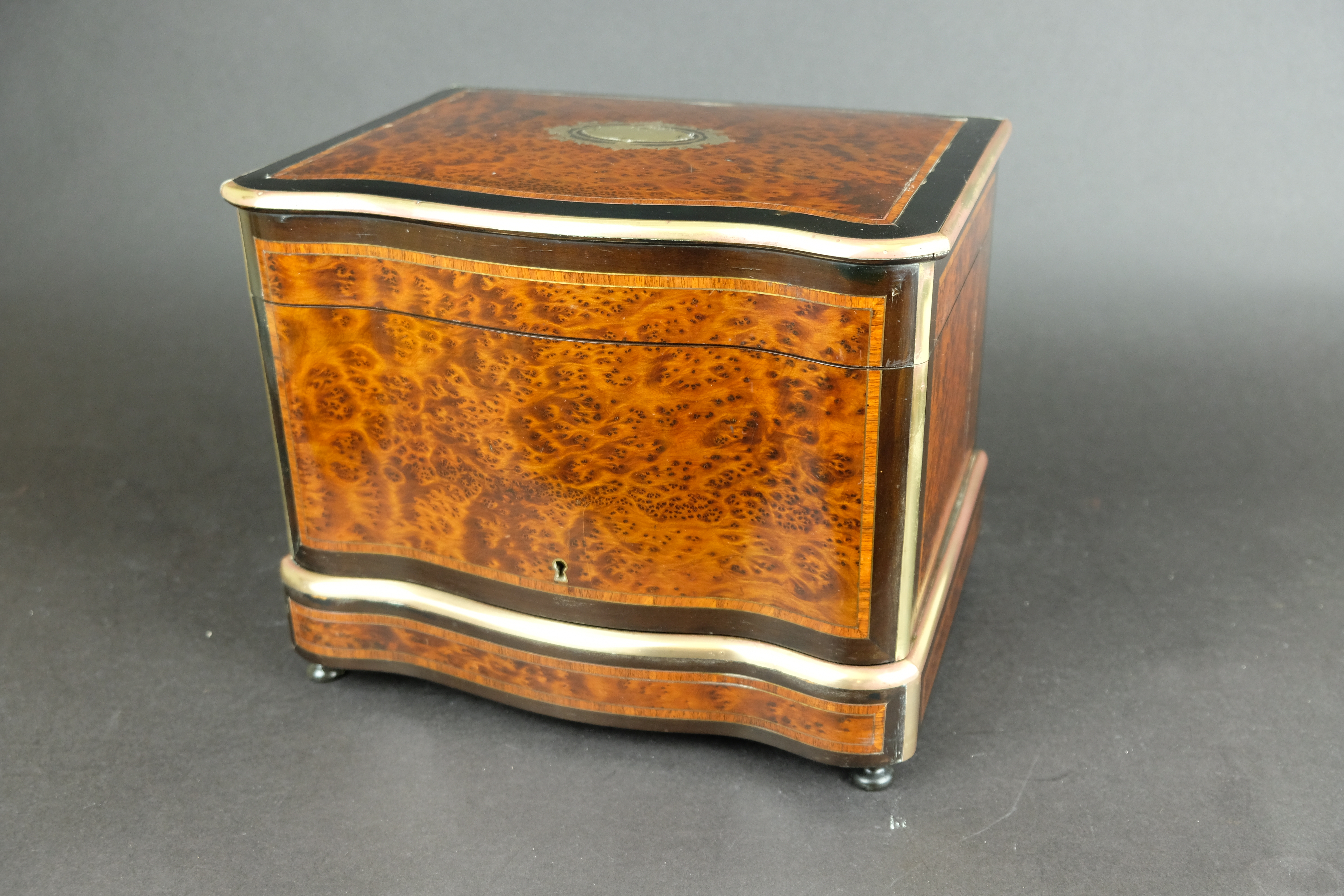 Liquer cellar - Detail