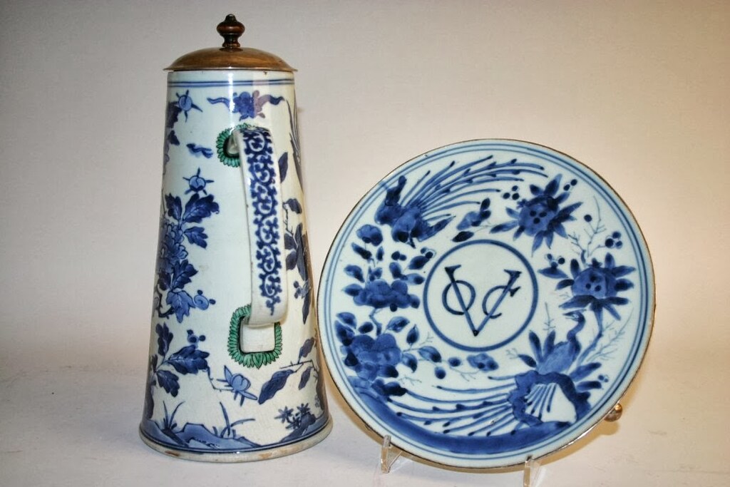 Arita VOC Tray with Coffee Ewer Japanese 17th Century