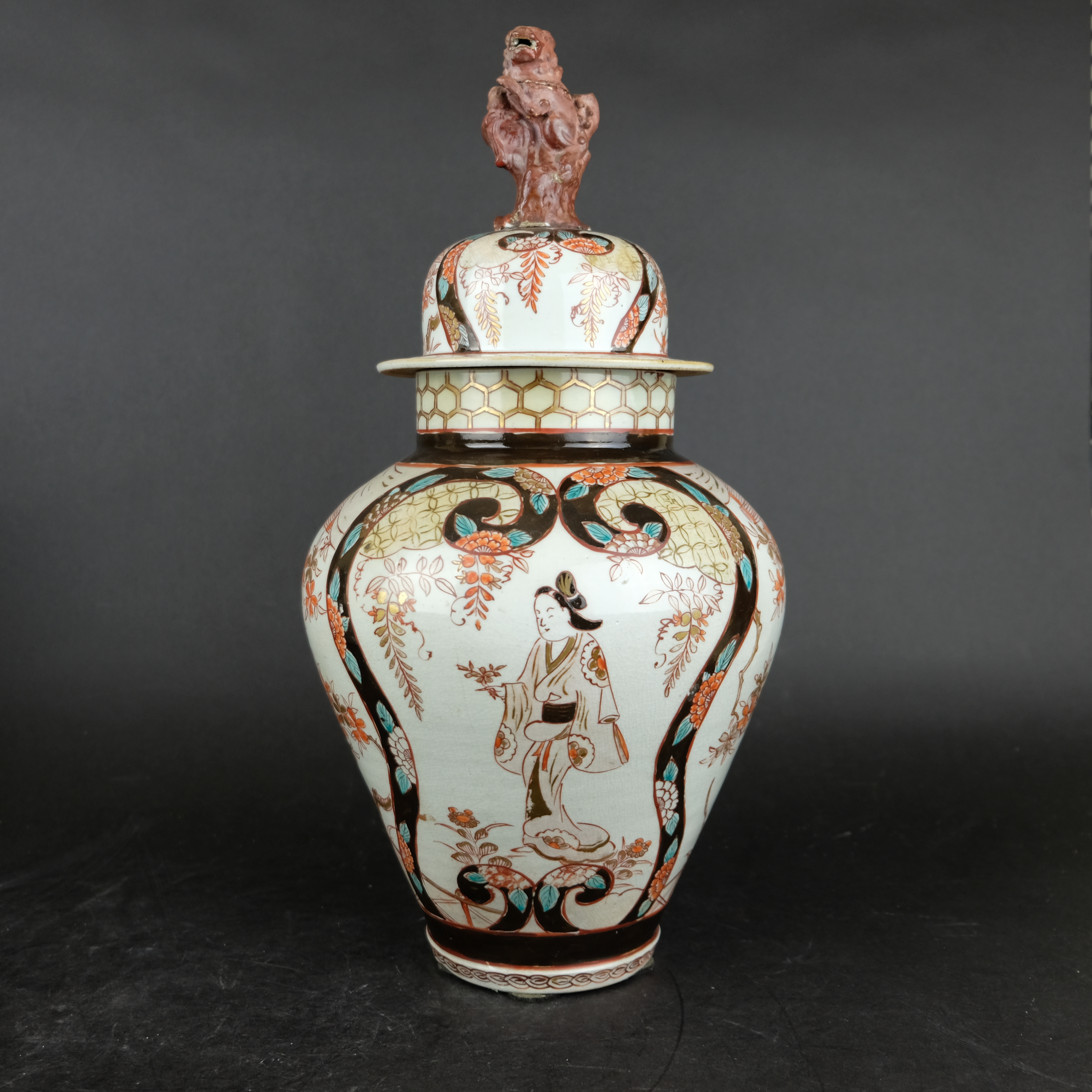 Early Imari / Arita japanese vase 5-color with ladies Edo early 18th Century