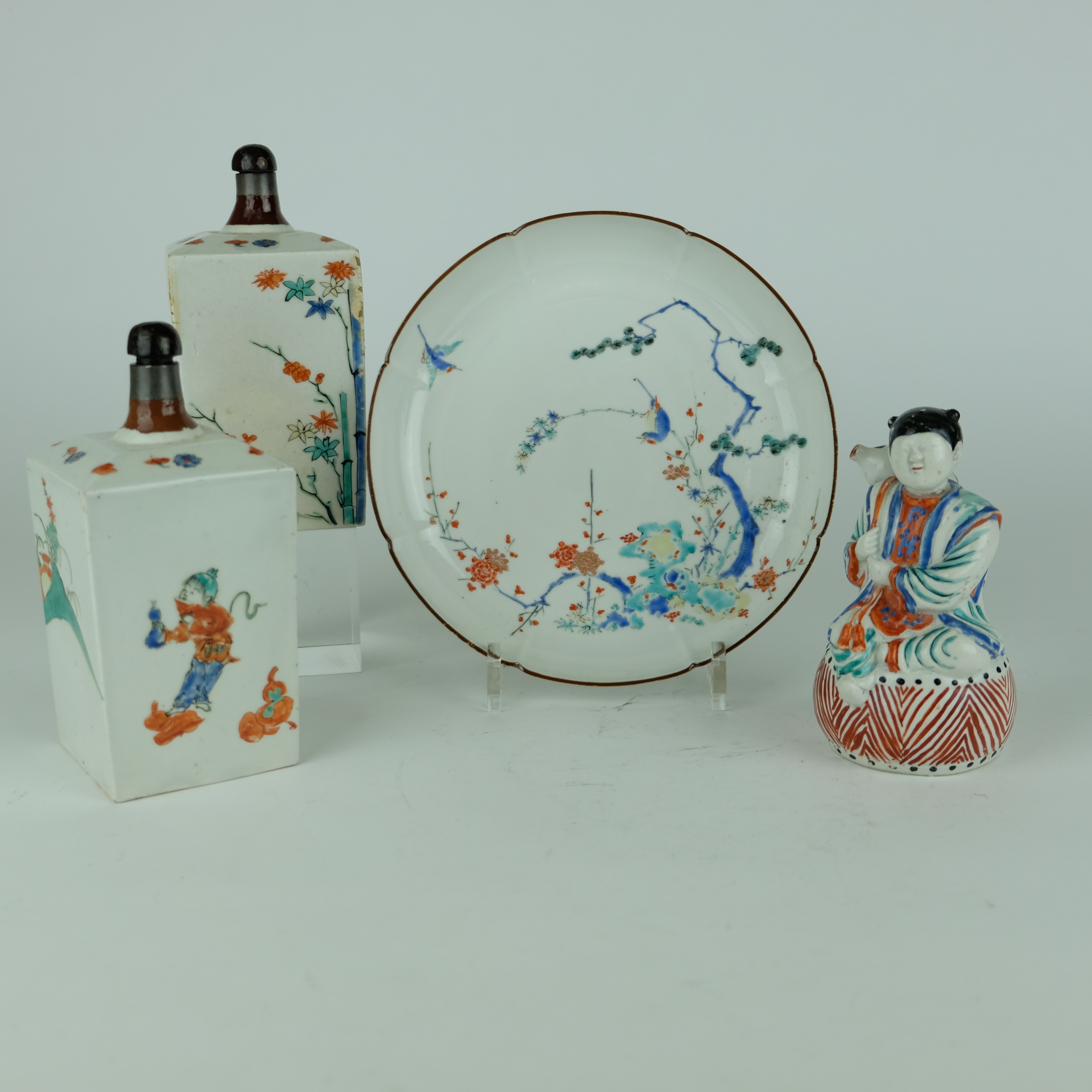 Japanese Kakiemon Edo circa 1670- 1690 