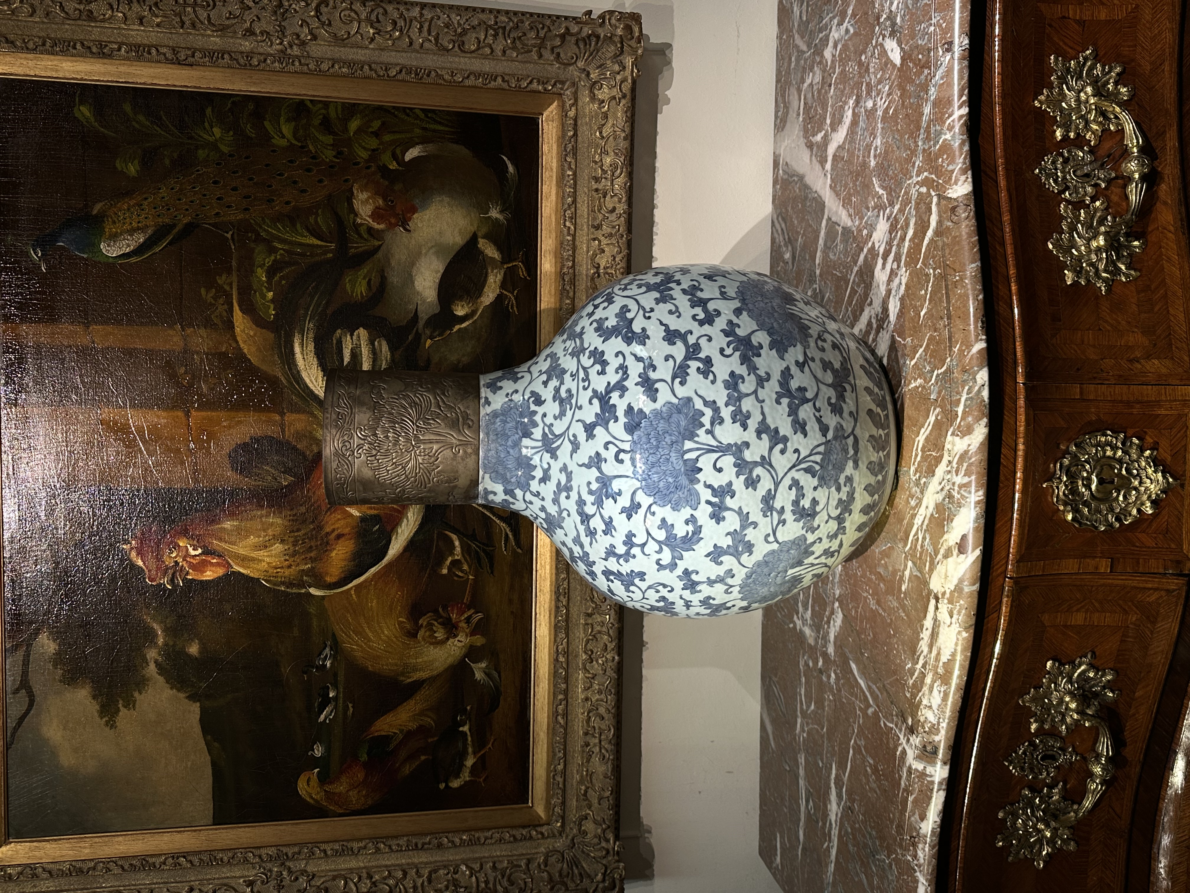 Large chinese blue and white vase