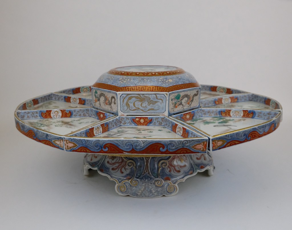 Japanese Meiji Period Imari Exhibition Piece