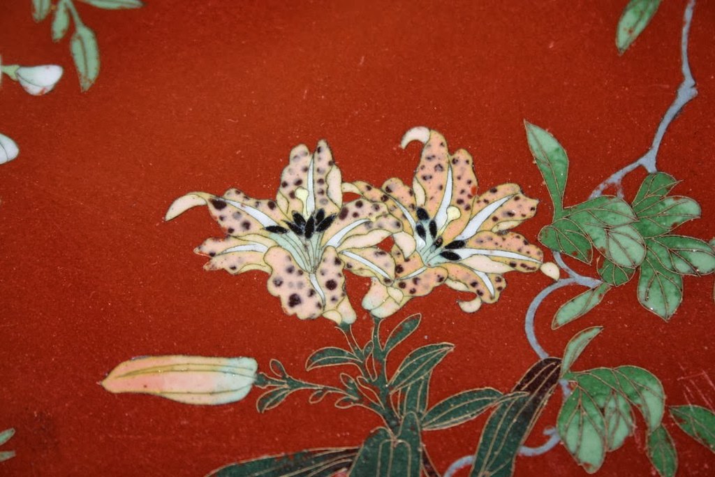 Very Large Cloisonné Charger Japanese Meiji Period 67cm - Detail