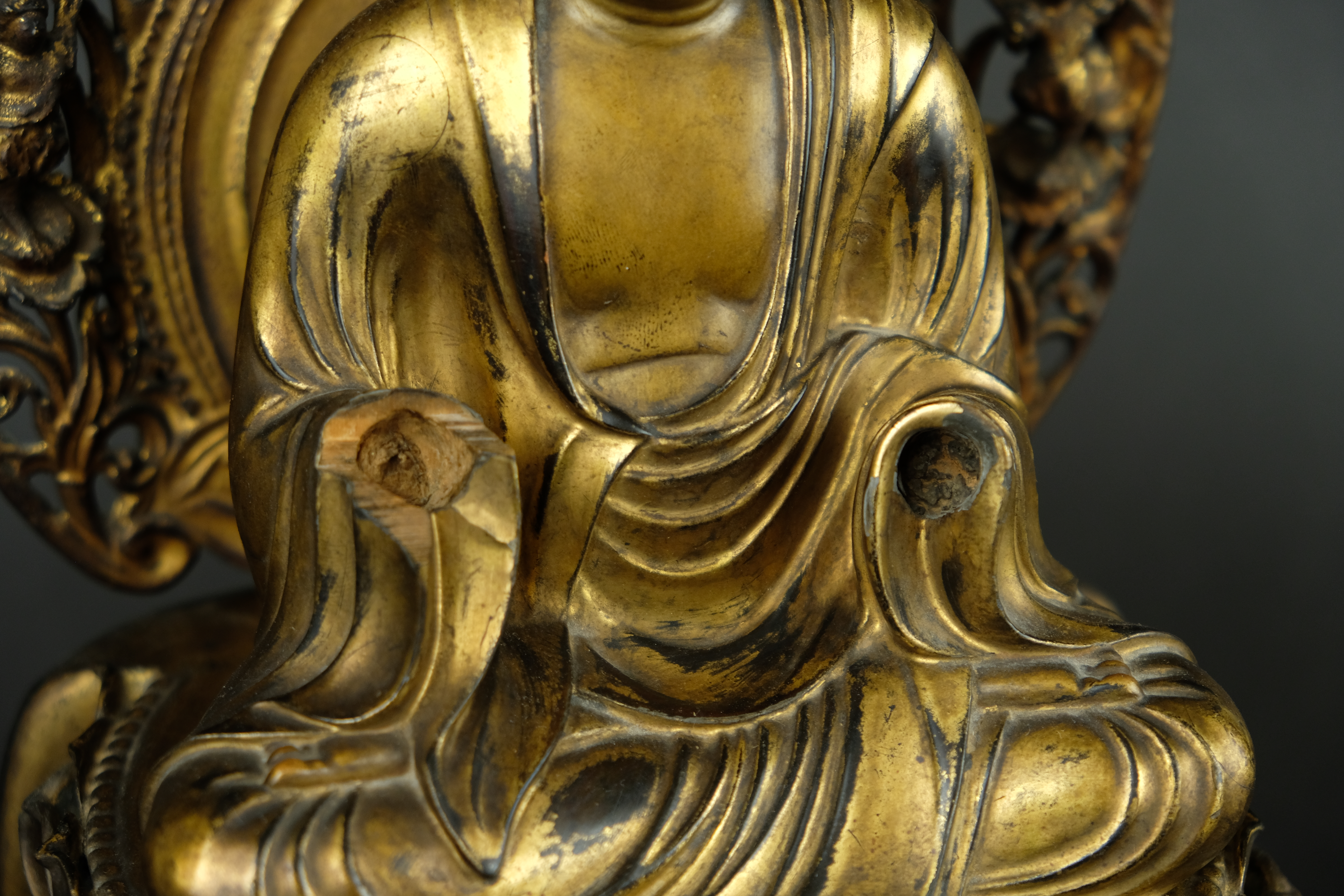 Japanese Buddha on lotus - Detail