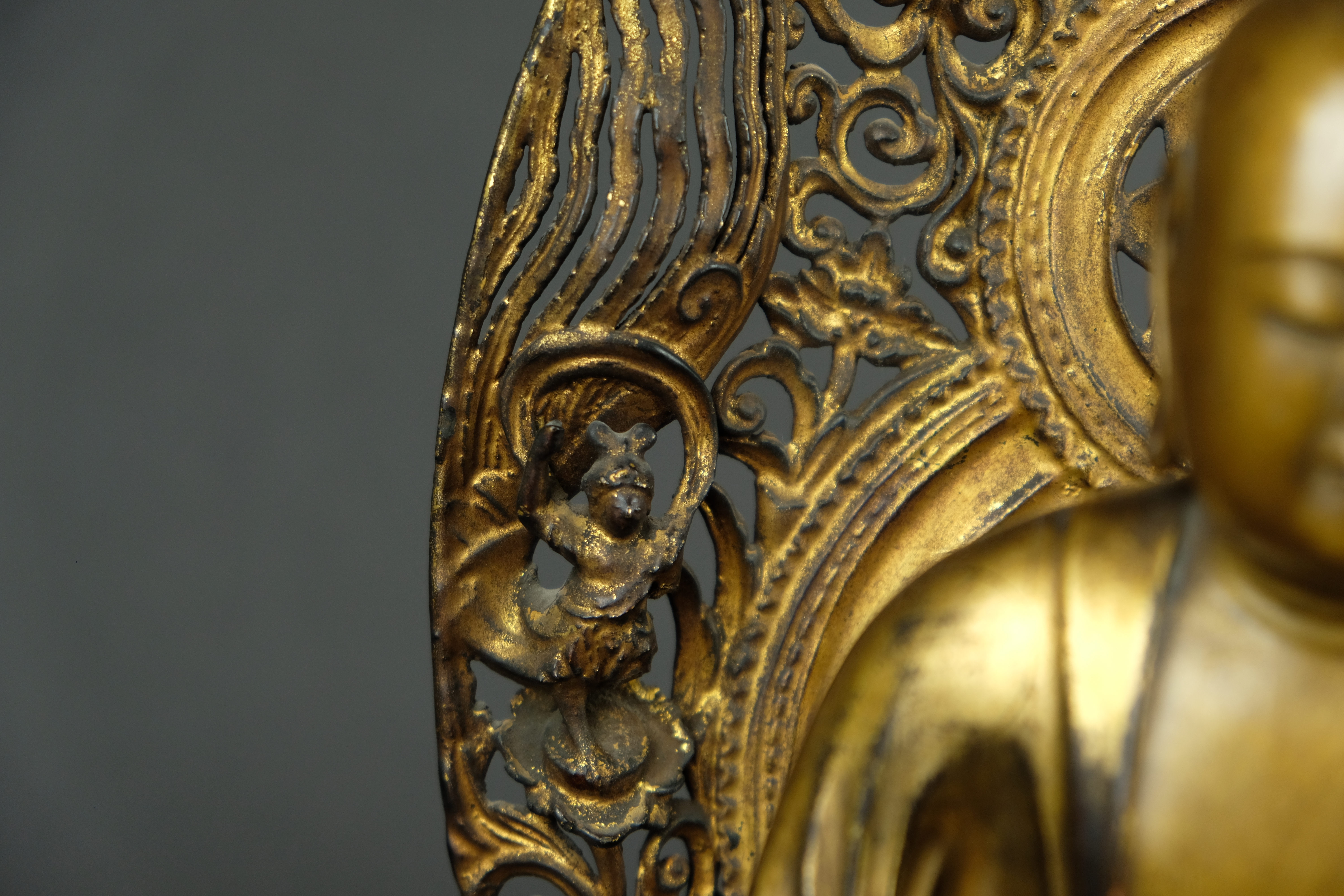 Japanese Buddha on lotus - Detail