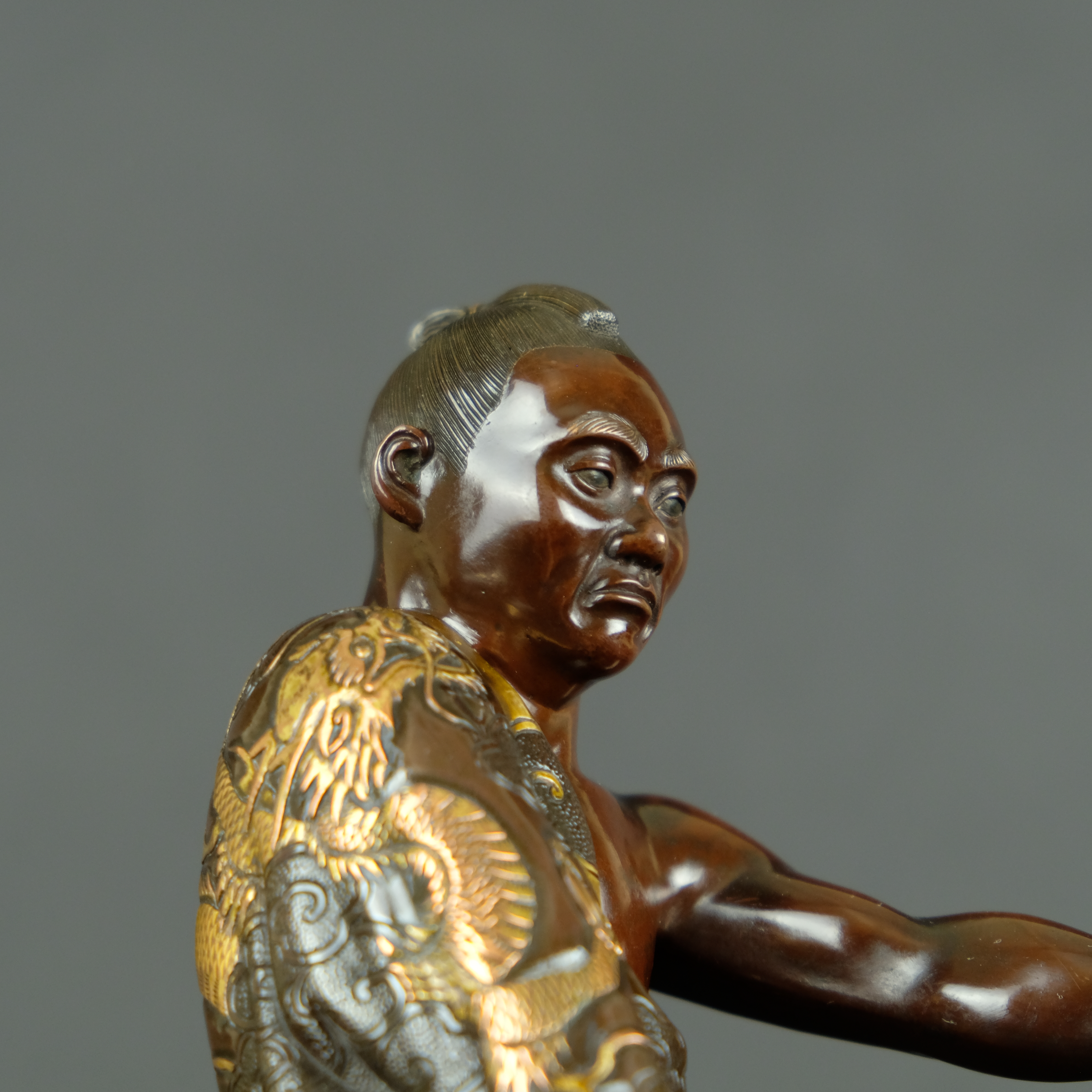 Miyao bronze figure of a vegetable salesman  - Detail