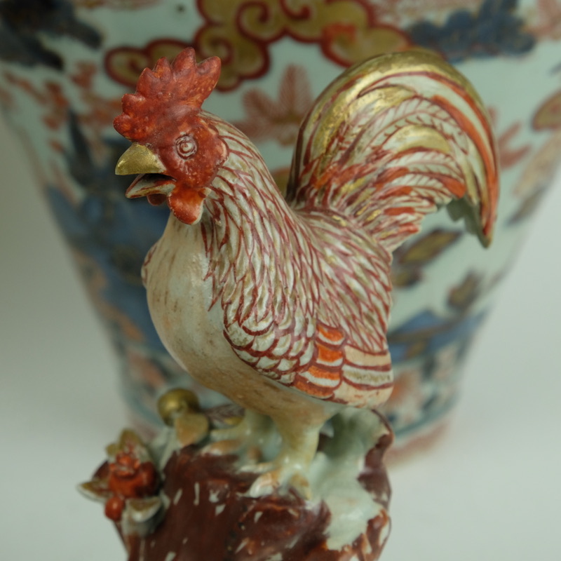Pair 18th century japanese Imari cockerel vases - Detail