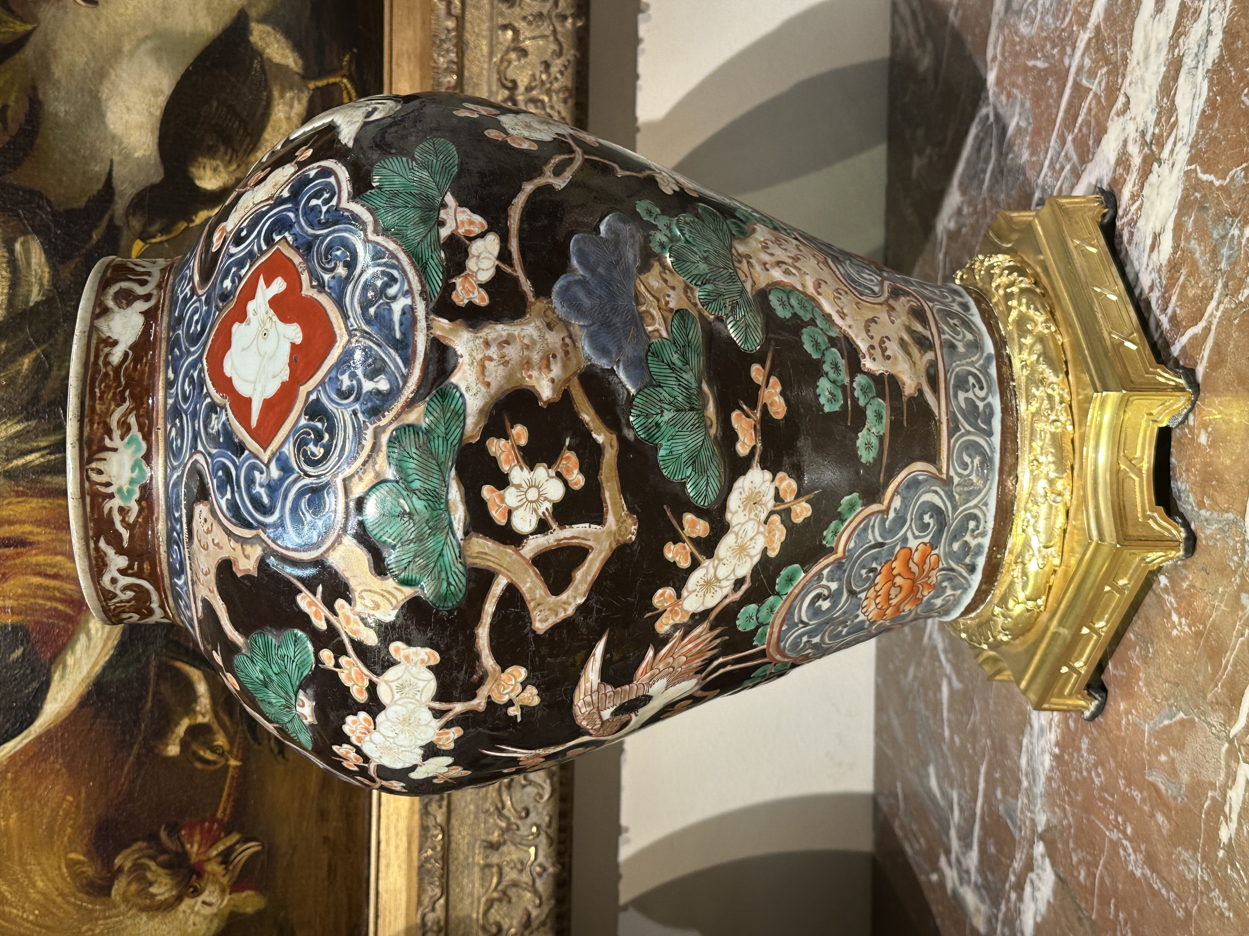 Large Arita Imari Japanese vase edo 17th century with gilt bronze mounted foot - Detail