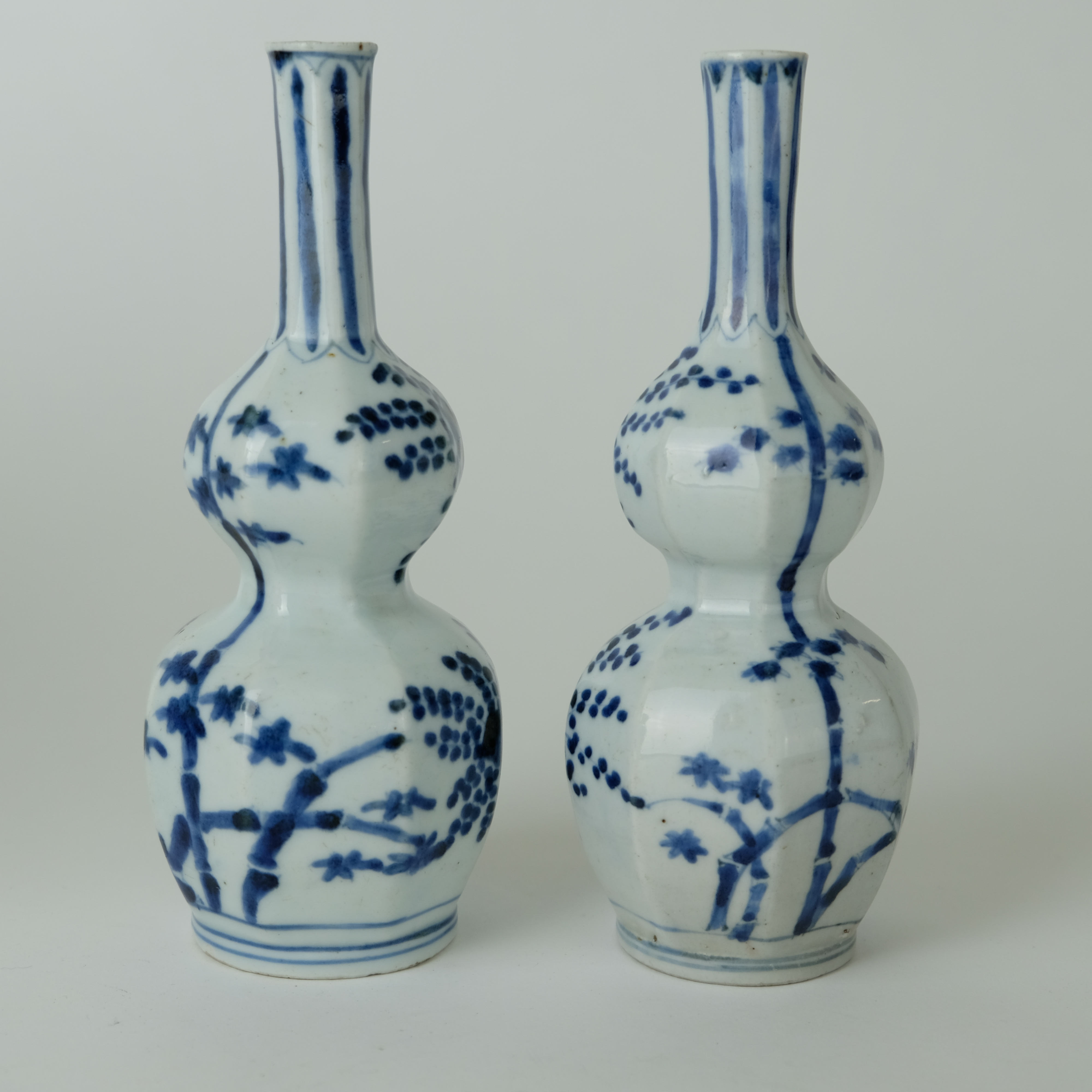 Pair japanese Arita double gourd hexagonal vases edo 18th Century  - Detail